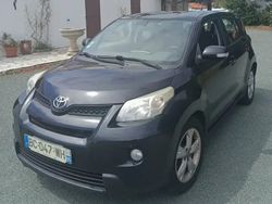 Noir Utilisé 2010 Toyota Urban Cruiser Life SUV | 7 900 €