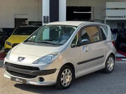 Gris Utilisé 2008 Peugeot 1007 Citadine | 3 990 €
