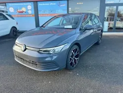 Gris Utilisé 2020 VW Golf VIII Life Berline | 16 990 € (Prix juste)