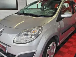 Utilisé 2008 Renault Twingo Citadine | 3 990 € (Prix assez cher)