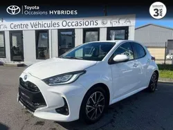 Utilisé 2023 Toyota Yaris Hybrid Design Berline | 21 790 € (Prix juste)