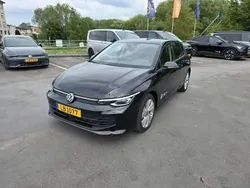 Noir Utilisé 2025 VW Golf VIII Life Berline | 32 717 € (Prix juste)