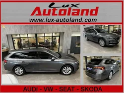 Blanc Nouvelle 2025 Skoda Octavia Selection Break | 34 769 € (Prix assez cher)