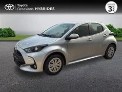 Blanc Utilisé 2023 Toyota Yaris Hybrid Business Edition Berline | 19 990 € (Prix juste)