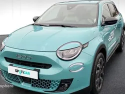 Vert Utilisé 2024 Fiat 600E La Prima SUV | 33 990 € (Prix cher)