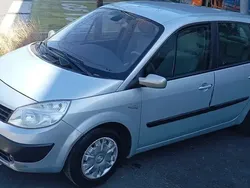 Gris Utilisé 2004 Renault Scénic II Expression Monospace | 1 500 € (Prix juste)