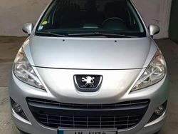 Gris Utilisé 2010 Peugeot 207 Berline | 3 990 €