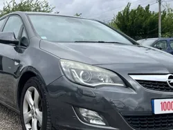 Utilisé 2010 Opel Astra Berline | 4 990 €