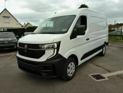 Nouvelle 2025 Renault Master Berline | 38 090 € (Prix assez cher)