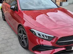 Rouge Utilisé 2025 Mercedes A180 AMG line | 35 999 € (Bon prix)