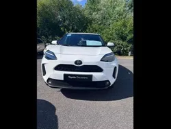 Utilisé 2024 Toyota Yaris Hybrid Design | 25 900 € (Prix juste)
