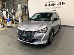 Gris Utilisé 2023 Peugeot e-208 Style Citadine | 20 980 € (Prix assez cher)