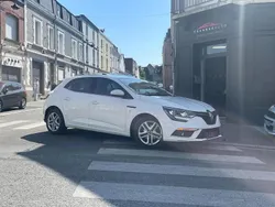 Blanc Utilisé 2020 Renault Mégane IV Business Berline | 8 990 € (Prix juste)