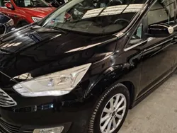 Utilisé 2018 Ford C-MAX Titanium X Monospace | 10 990 € (Prix juste)