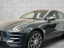 Utilisé 2016 Porsche Macan Turbo SUV | 51 900 € (Prix juste)