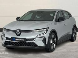 Blanc Occasion 2023 Renault Mégane Equilibre SUV | 19 599 € (Prix juste)