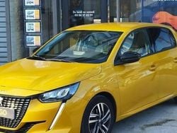 Jaune Utilisé 2021 Peugeot 208 Allure Citadine | 10 990 € (Bon prix)