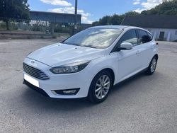 Blanc Utilisé 2015 Ford Focus S Berline | 7 490 € (Prix assez cher)