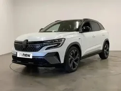 Blanc Utilisé 2024 Renault Austral Iconic Esprit Alpine SUV | 36 490 € (Prix juste)