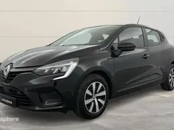 Noir Utilisé 2023 Renault Clio V Equilibre Berline | 16 799 € (Prix juste)
