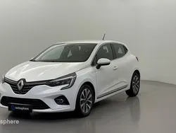 Blanc Utilisé 2021 Renault Clio V Intens Berline | 16 299 € (Prix juste)
