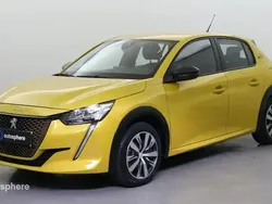 Blanc Utilisé 2023 Peugeot e-208 Active Citadine | 17 499 € (Prix juste)