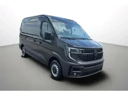 Noir Nouvelle 2025 Renault Master Van | 37 898 € (Prix juste)