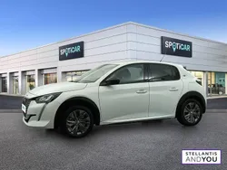 Utilisé 2023 Peugeot e-208 Allure Citadine | 21 390 € (Prix assez cher)