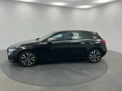 Noir Utilisé 2022 Mercedes A180 Business Berline | 26 900 € (Prix juste)