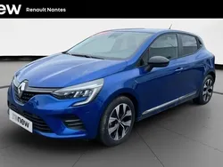 Bleu Utilisé 2023 Renault Clio V Evolution Berline | 16 490 € (Prix juste)