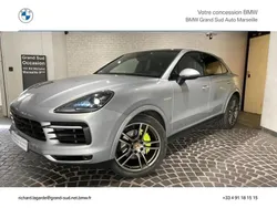 Gris Utilisé 2019 Porsche Cayenne SUV | 72 840 € (Prix assez cher)