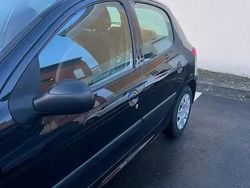 Noir Utilisé 2009 Peugeot 206+ Citadine | 4 000 € (Bon prix)