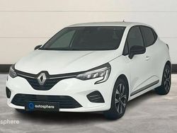 Blanc Utilisé 2022 Renault Clio V Evolution Berline | 13 299 € (Bon prix)