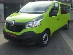 Vert Utilisé 2015 Renault Trafic Van | 18 000 € (Prix assez cher)