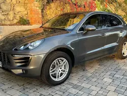 Gris Utilisé 2014 Porsche Macan SUV | 38 990 € (Prix juste)