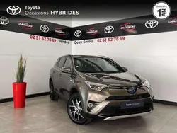 Utilisé 2016 Toyota RAV4 Hybrid Design SUV | 19 490 € (Prix juste)