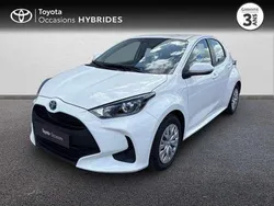 Utilisé 2023 Toyota Yaris Hybrid Berline | 18 990 € (Prix juste)