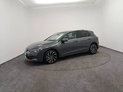 Gris Utilisé 2024 VW Golf VIII Berline | 31 590 € (Prix assez cher)
