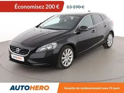 Noir Utilisé 2015 Volvo V40 Summum Break | 12 690 €