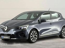 Utilisé 2022 Renault Clio V Intens Berline | 15 299 € (Prix juste)