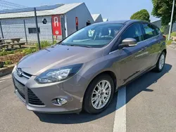 Brun Utilisé 2013 Ford Focus Titanium Berline | 5 900 € (Super prix)