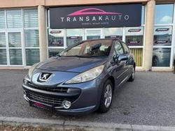 Gris Occasion 2008 Peugeot 207 Premium Berline | 4 490 € (Prix juste)