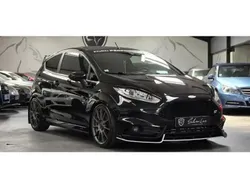 Noir Utilisé 2015 Ford Fiesta ST Citadine | 14 990 € (Prix cher)