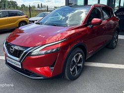 Rouge fuji (spéciale) Utilisé 2024 Nissan Qashqai N-Connecta SUV | 34 990 € (Prix cher)