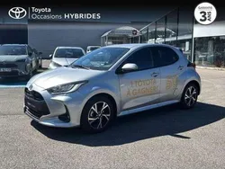 Utilisé 2025 Toyota Yaris Hybrid Design Berline | 27 900 € (Prix cher)