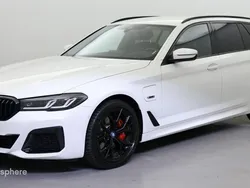 Blanc Utilisé 2024 BMW 530 M Sport Break | 54 499 € (Prix juste)