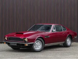 Rouge Utilisé 1976 Aston Martin V8 Coupé | 235 000 €