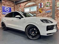 Gris Utilisé 2025 Porsche Cayenne SUV | 122 020 € (Super prix)