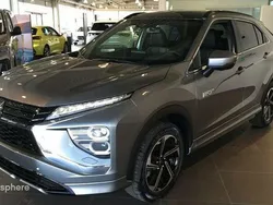 Gris Nouvelle 2024 Mitsubishi Eclipse Cross Instyle SUV | 32 999 € (Prix juste)