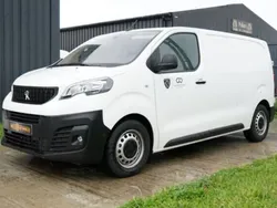 Blanc Utilisé 2022 Peugeot Expert Premium Van | 31 900 € (Prix cher)